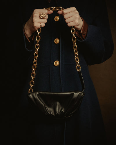 –SPECIAL– "BOTTEGA VENETA" 20’s sculptural chain pouch clutch