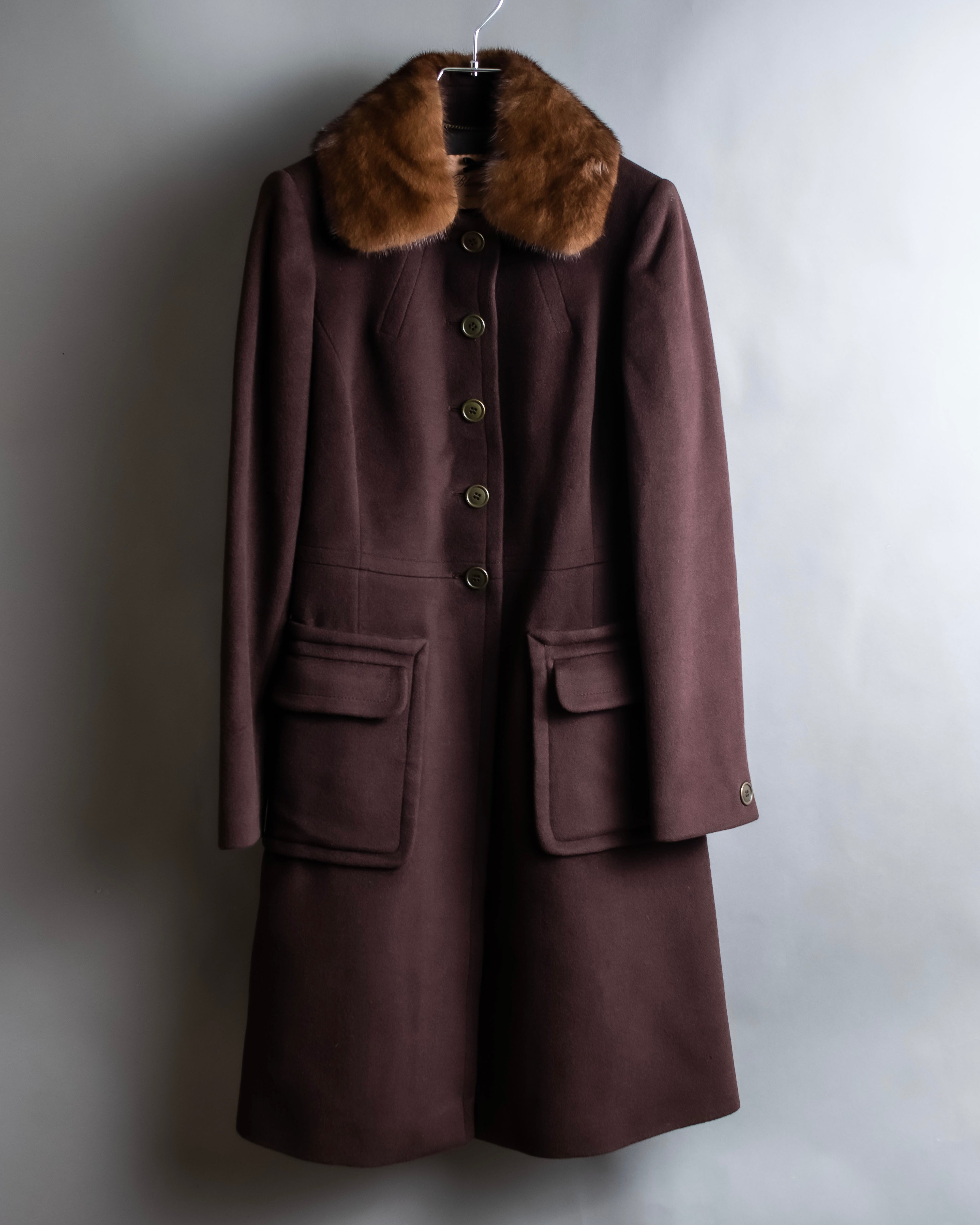 Vintage fur collar waist shape A-line coat