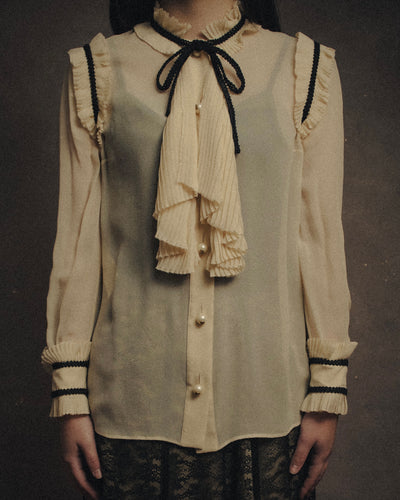 –SPECIAL– “GUCCI” 2017 Season Romantic silk frill bow blouse
