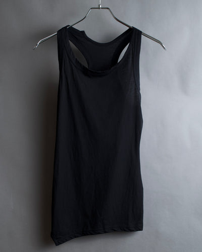"YOHJI YAMAMOTO FEMME" 13SS
Shoulder cutting sleeveless pullover
