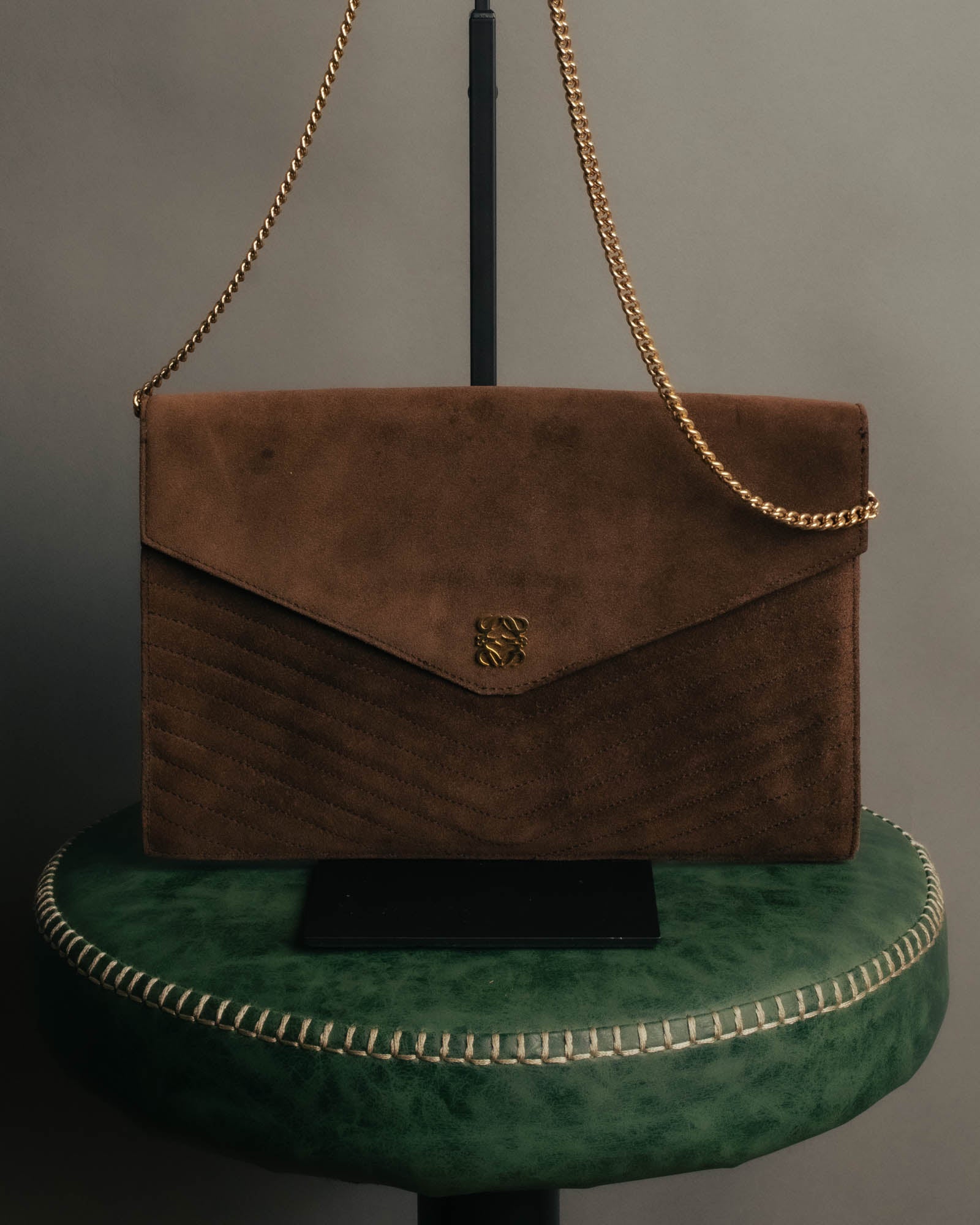 LOEWE (ロエベ) - アナグラム チェーンショルダーバッグ - ブラウン 