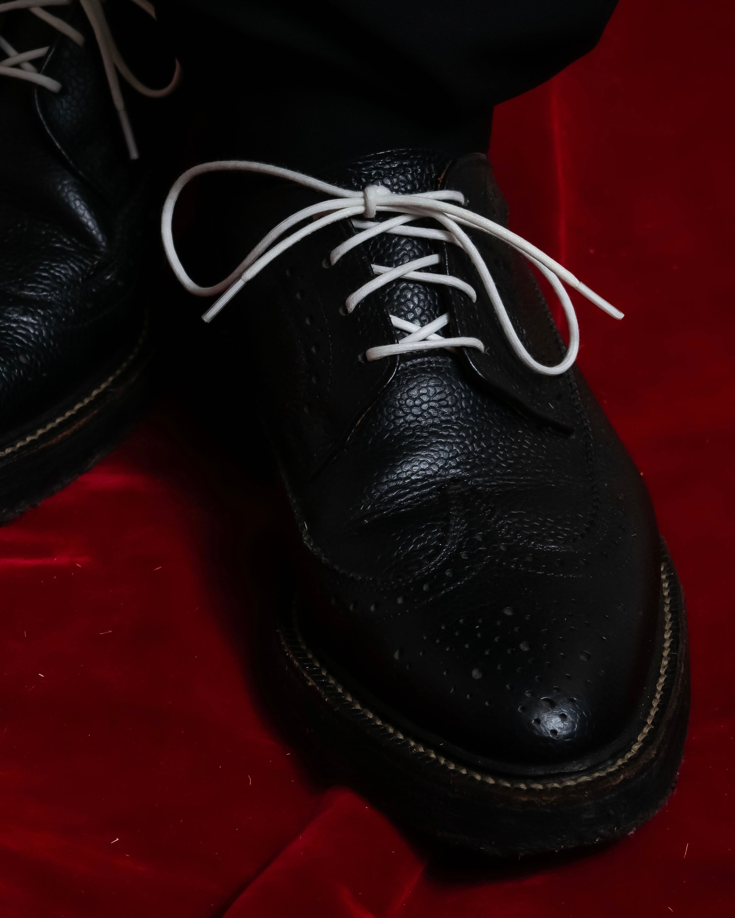 THOM BROWNE - Wingtip Leather Shoes - Black - Rubber Sole, Grained Leather, White Laces THOM BROWNE - Wingtip Leather Shoes - Black - Rubber Sole, Grained Leather, White Laces