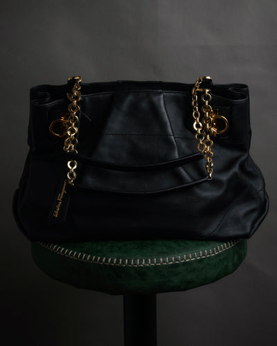 “Salvatore Ferragamo” 2010’s Gancini chain leather tote bag