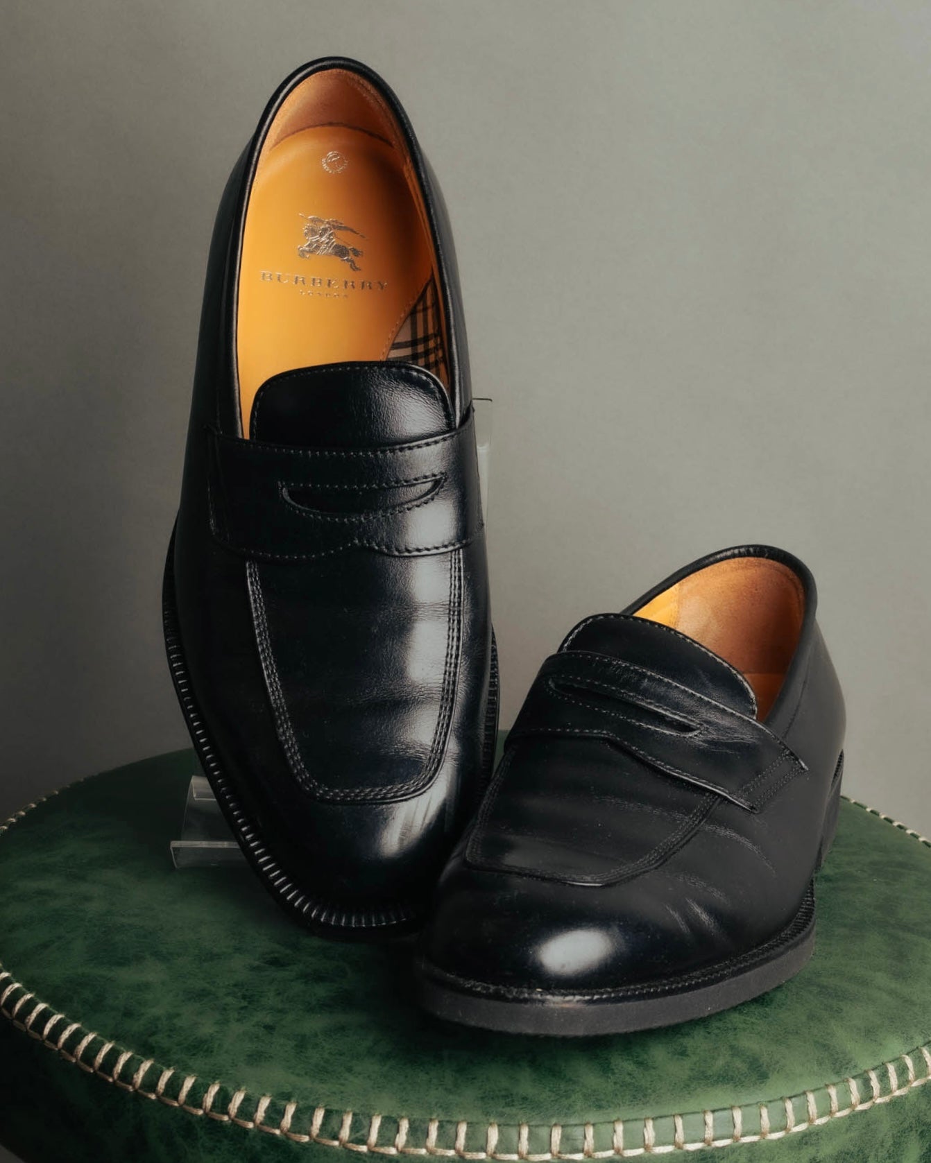 Burberry London” 00's-10's Black leather penny loafers – MOOD