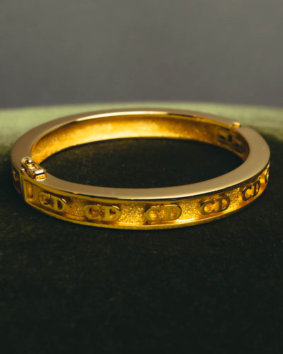 “Christian Dior” 80’s-90’s CD monogram gold tone bangle