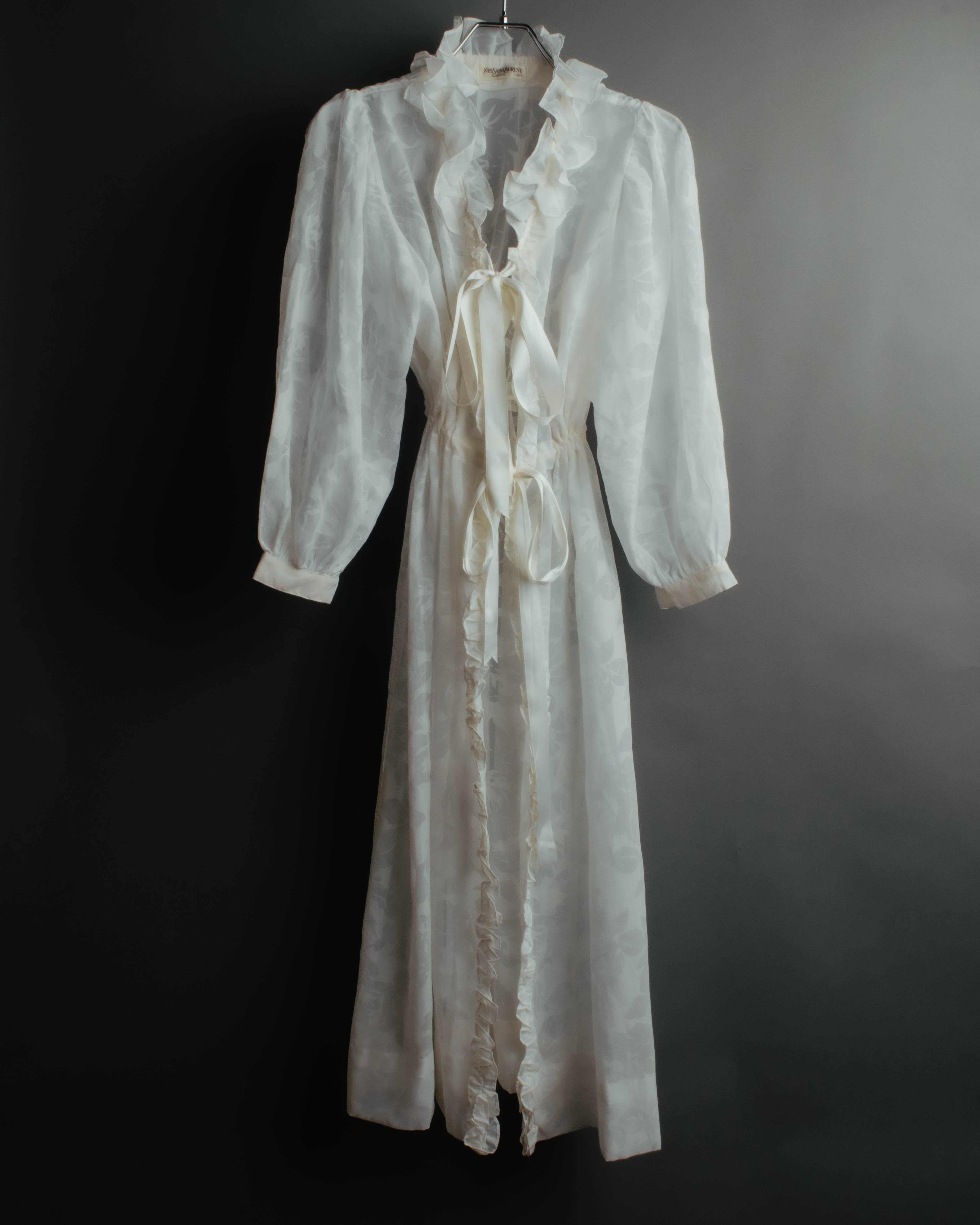 Yves Saint Laurent (Yves Saint Laurent) โ Lingerie Robe โ White โ Size M โ Vintage 1980sโ1990s Sheer Floral Pattern Frilled Ribbon โ MOOD