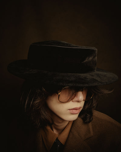 –SPECIAL– "CHANEL" 80’s fur felt velour boater hat