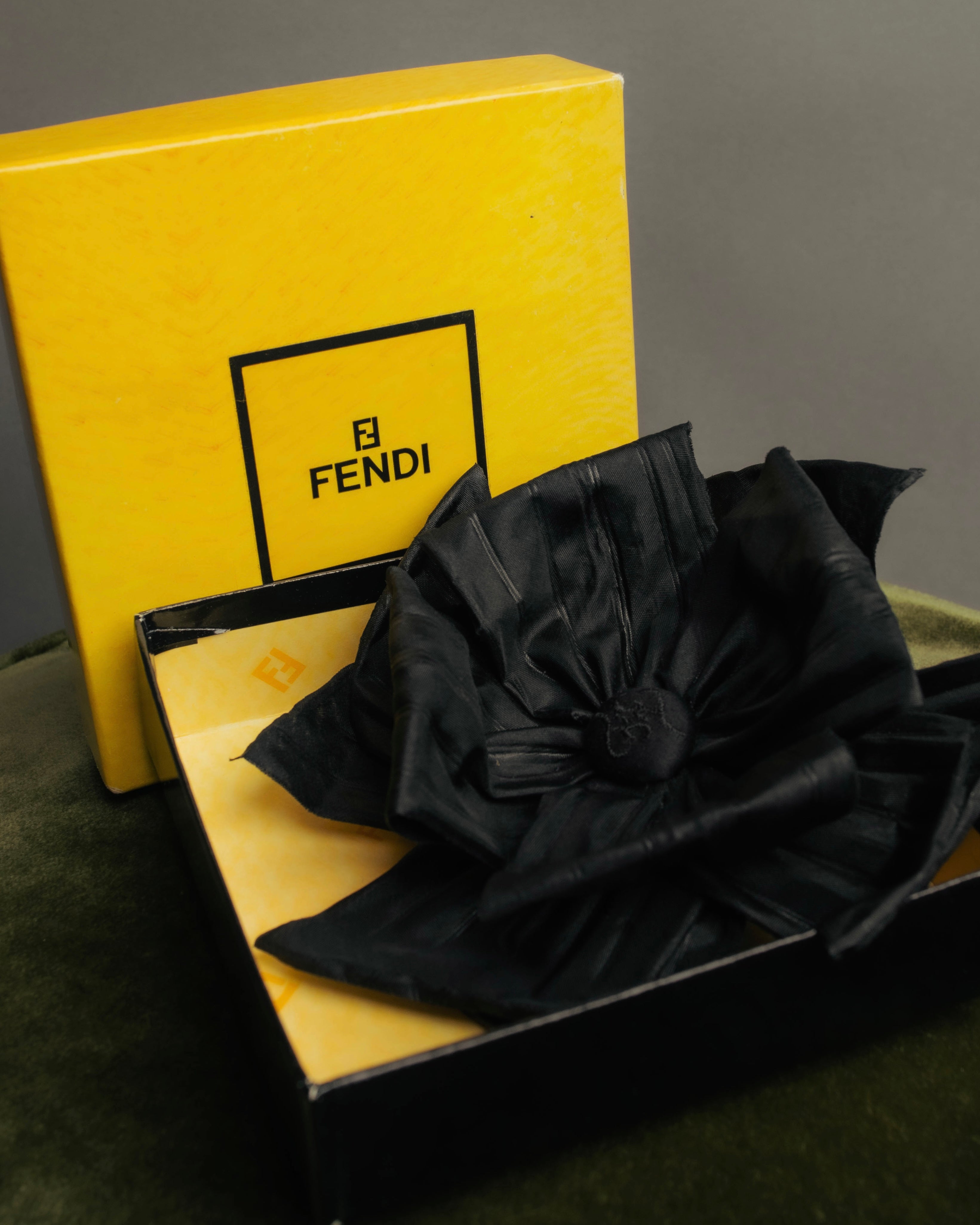 FENDI❣️ブローチ❣️ FENDI