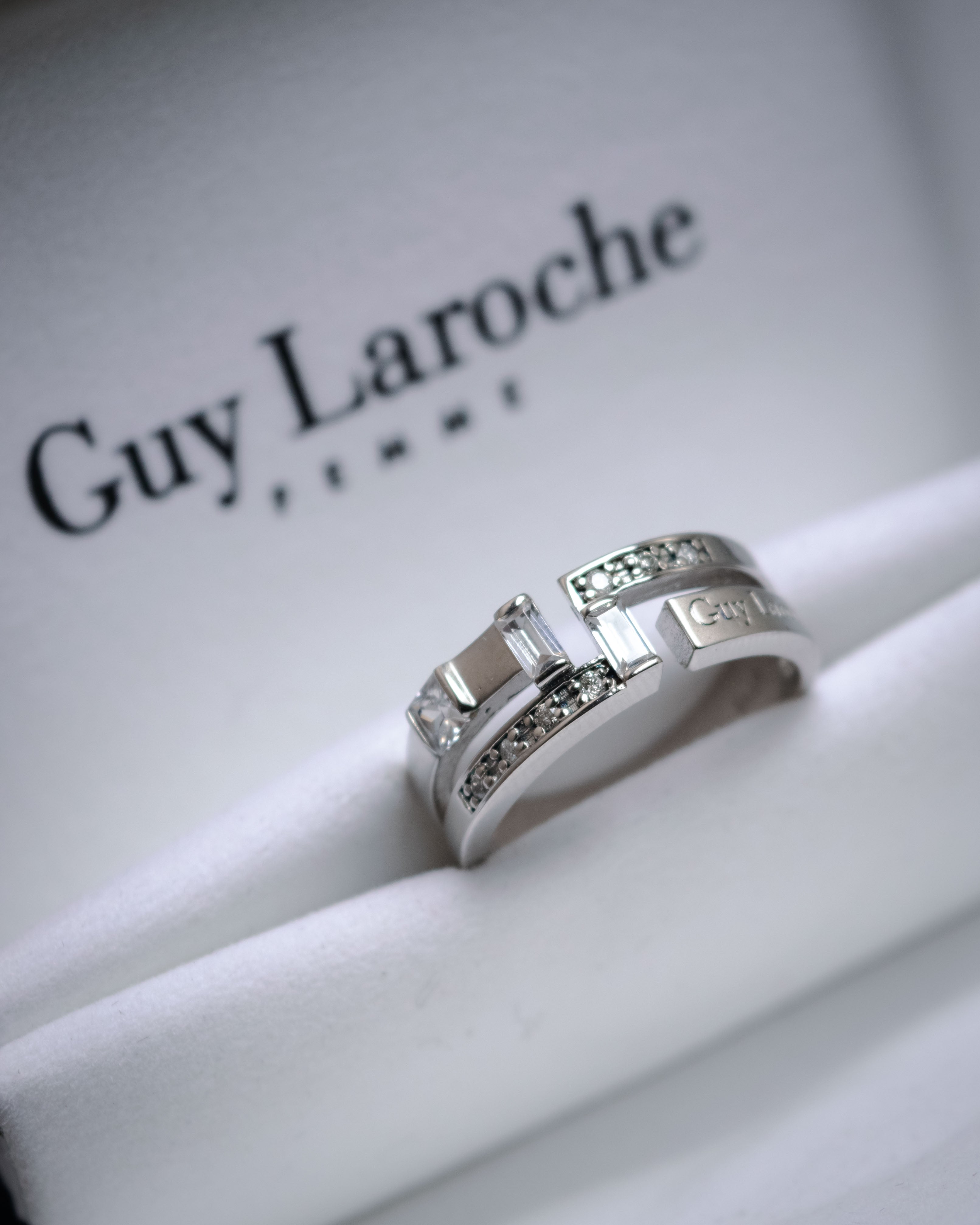 Guy Laroche (ギ・ラロッシュ) - ダイヤモンド リング - シルバー