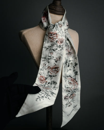 “Christian Dior“ 2018’s-2023’s Rose print silk mitzah scarf