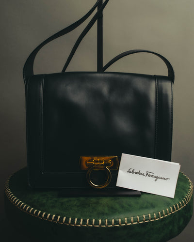 "Salvatore Ferragamo" 90's-00's Classic gancini leather shoulder bag