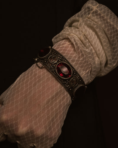 –SPECIAL– "GUCCI" 17-22’s Ornate crystal set hinged bangle