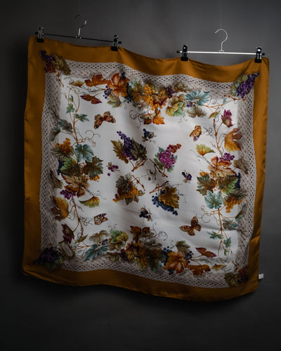 “GUCCI” 70’s-80’s Harvest motif silk scarf