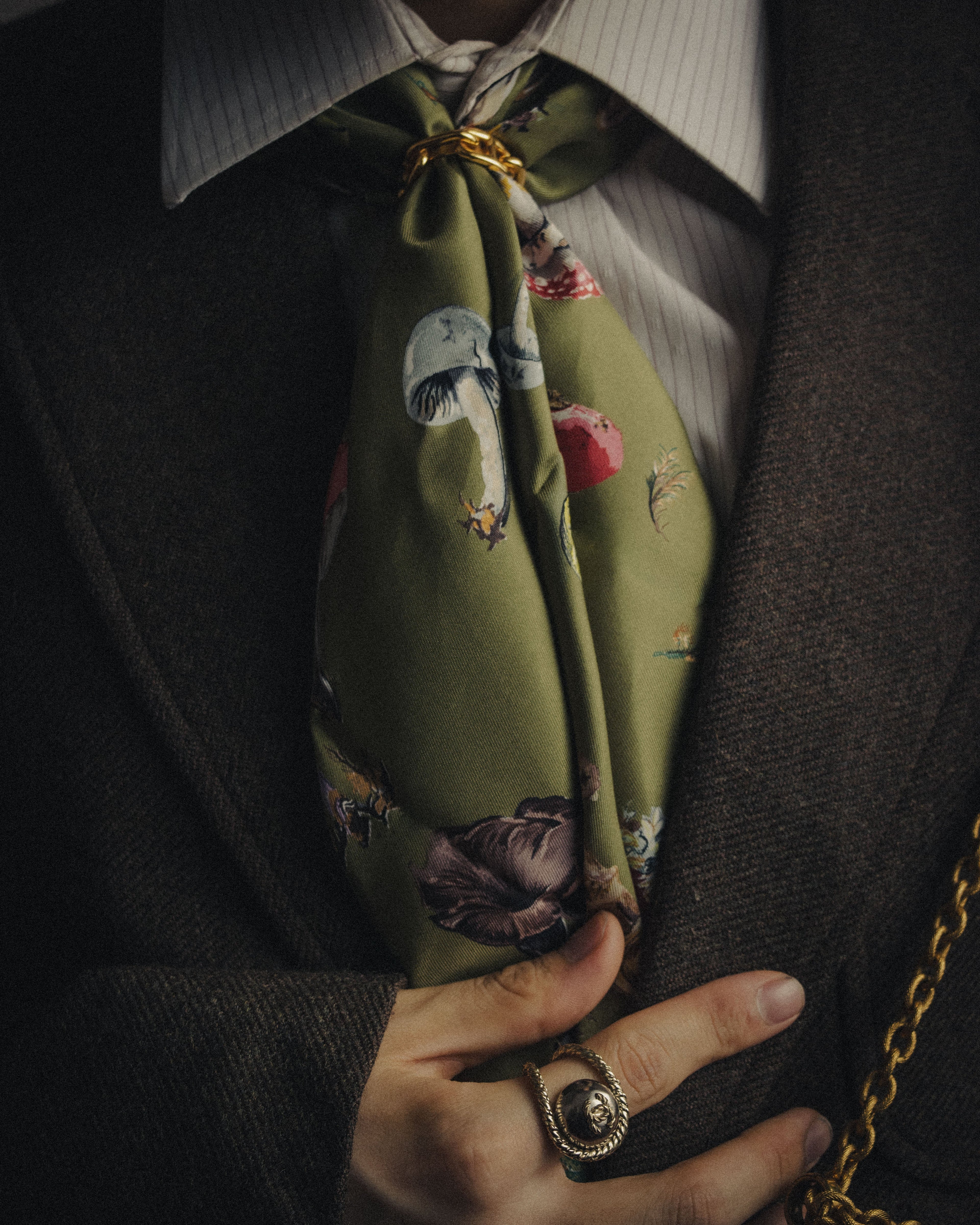 マルタン・マルジェラという男  匿名性、再構築、エルメス、そして“いまも残る息遣い”を、史実からたどる