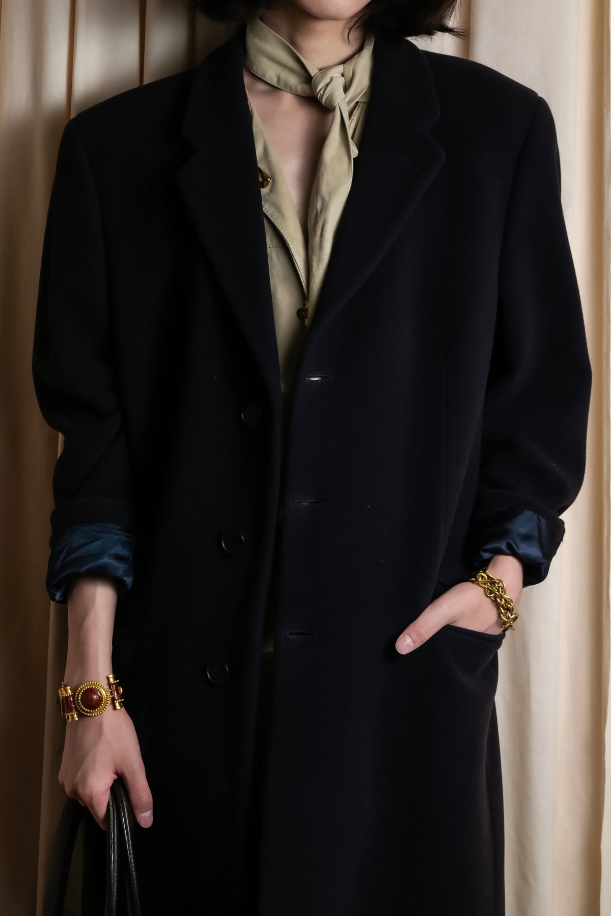 Yves Saint Lauren ― サファリ、シースルー、そして70年代の革新 