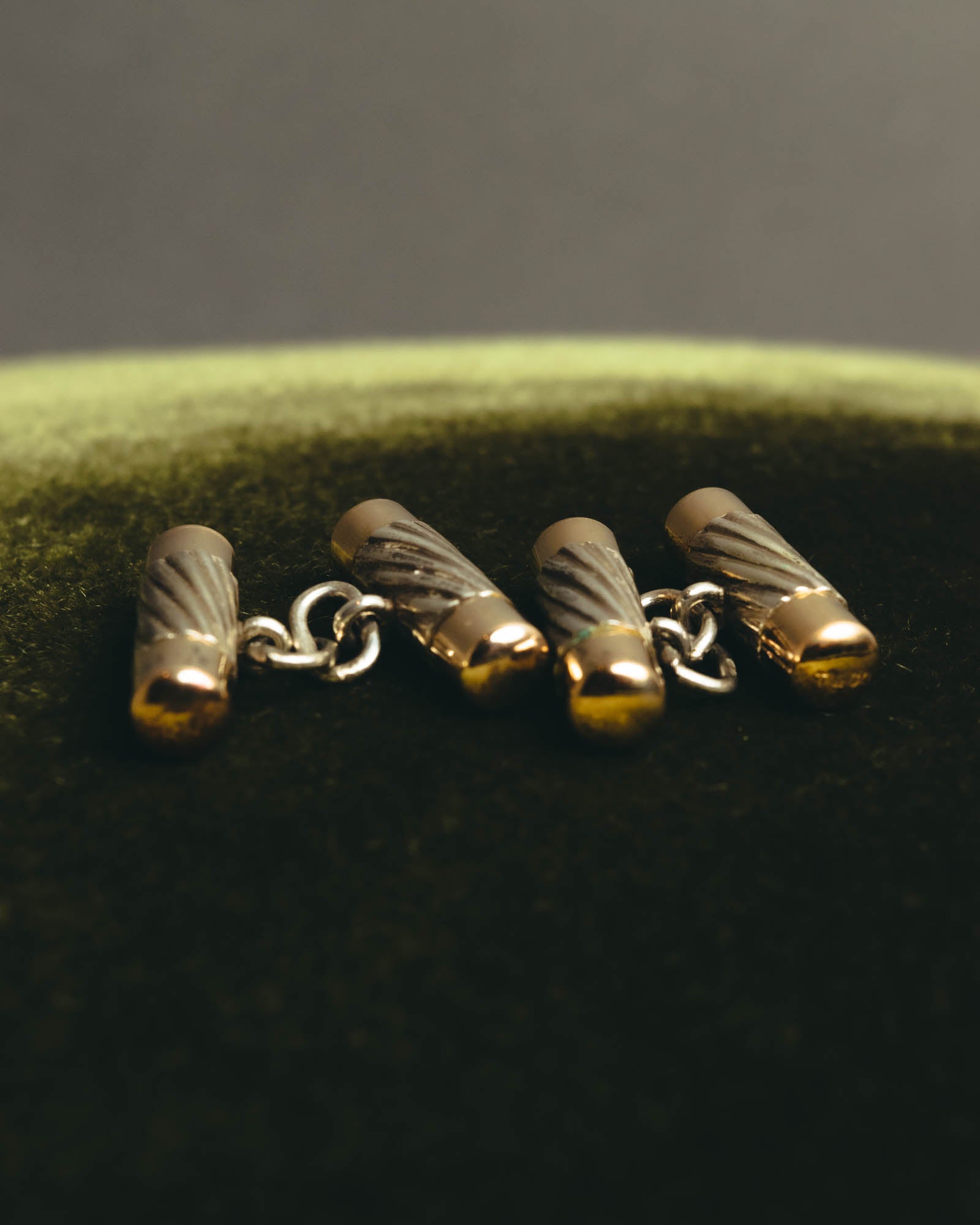 “Tiffany & Co.” 80’s-90’s Twisted bi-color chain cufflinks