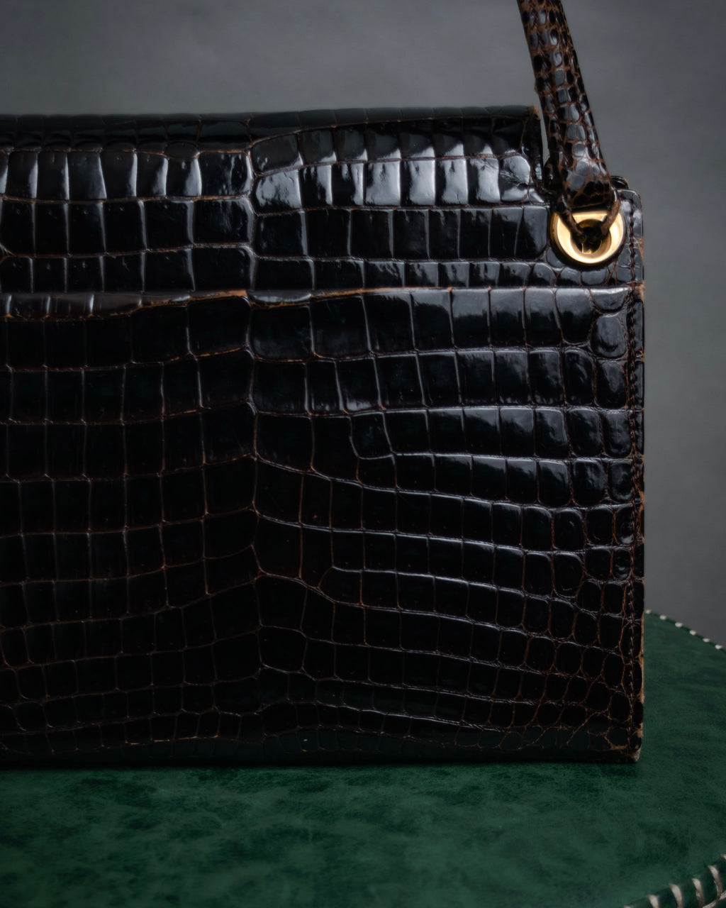 –SPECIAL– “GUCCI” 50’s-60’s Crocodile leather top handle bag