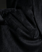 “Gianni Versace” 80’s-90’s Shadowed-texture tailored jacket