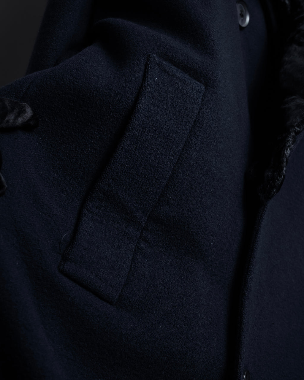 -SPECIAL- "CARUSO"
 Fur collar design belted melton coat