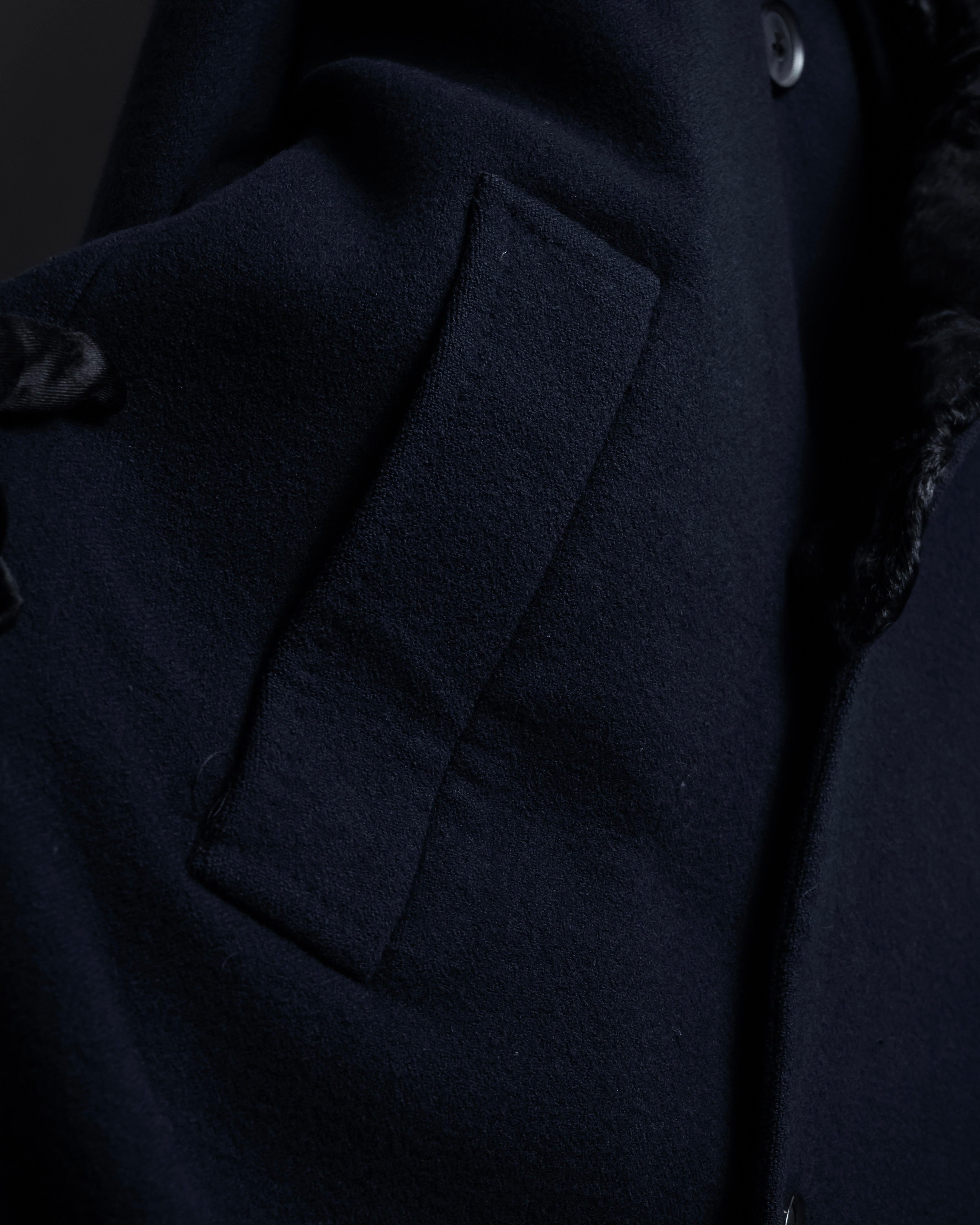 -SPECIAL- "CARUSO"
 Fur collar design belted melton coat