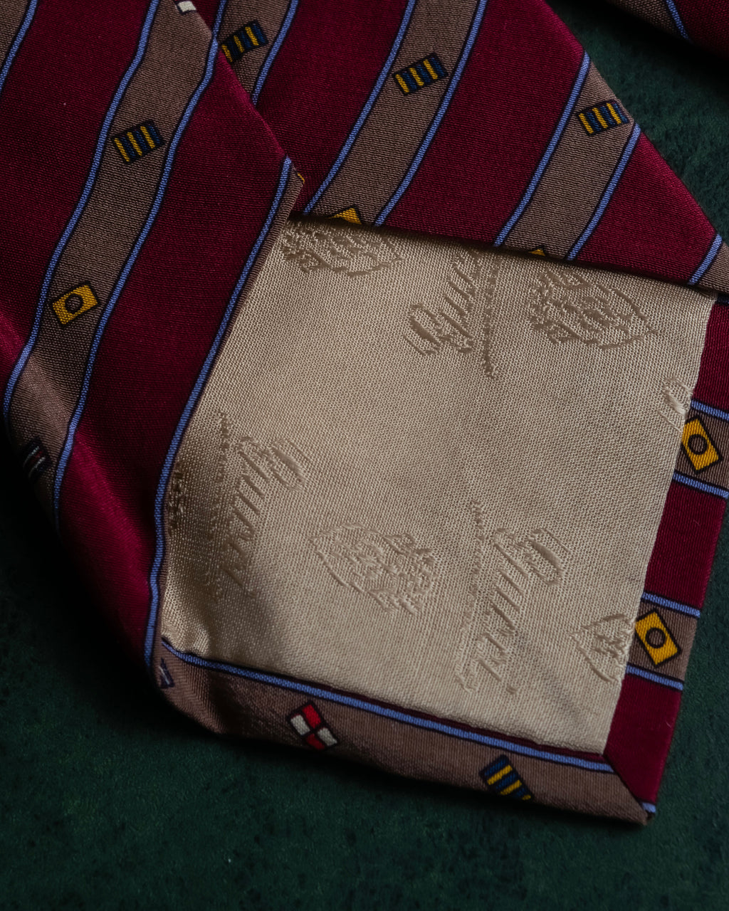 "GUCCI" Burgundy color diagonal stripe silk neck tie