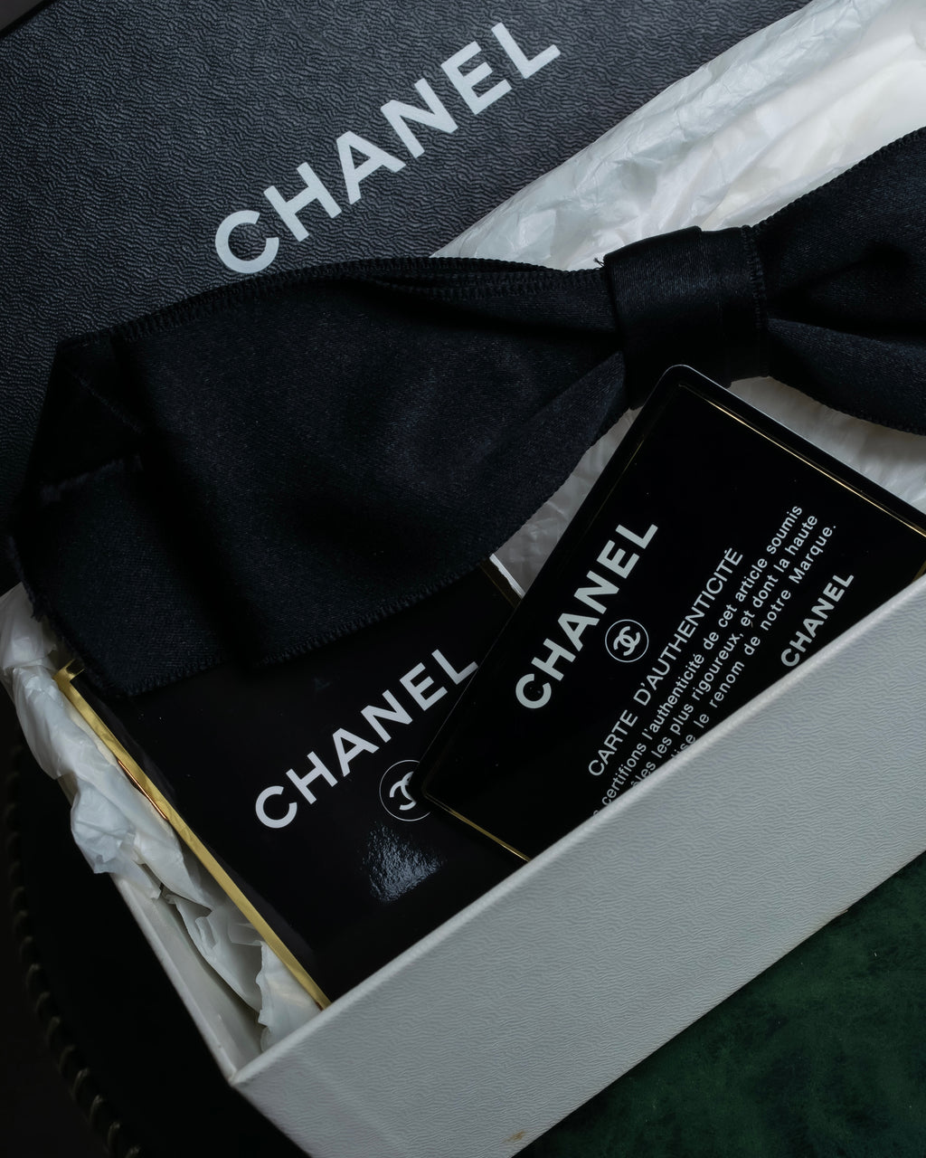 "CHANEL" 2001 Cruise Collection ribbon brooch