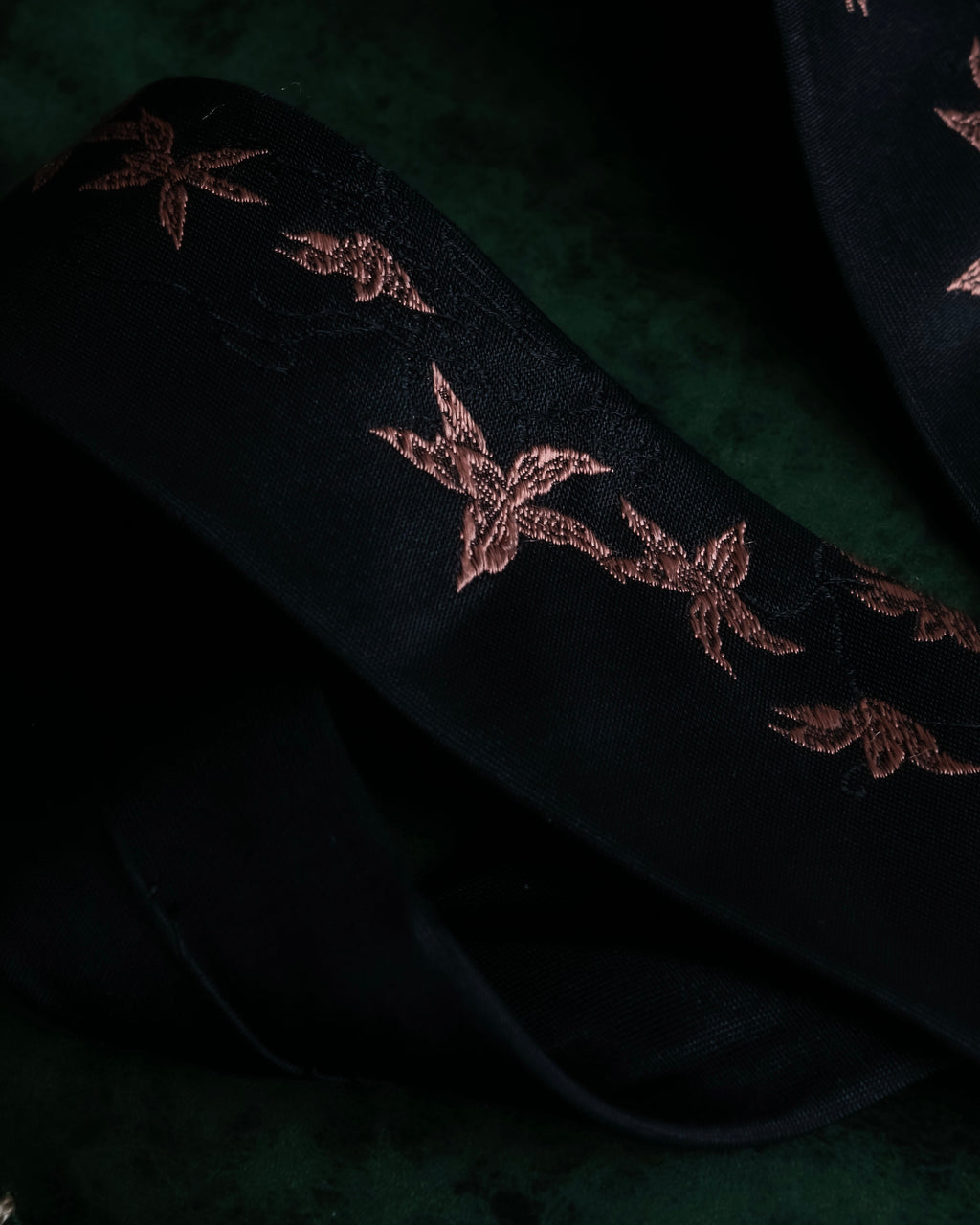 "JEAN PAUL GAULTIER" Leaf motif embroidered silk neck tie