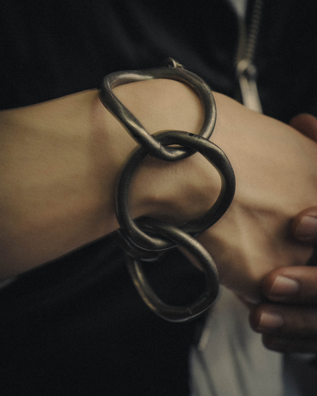 -SPECIAL- “Jean Paul Gaultier” 90’s-00’s sculptural gunmetal loop bracelet