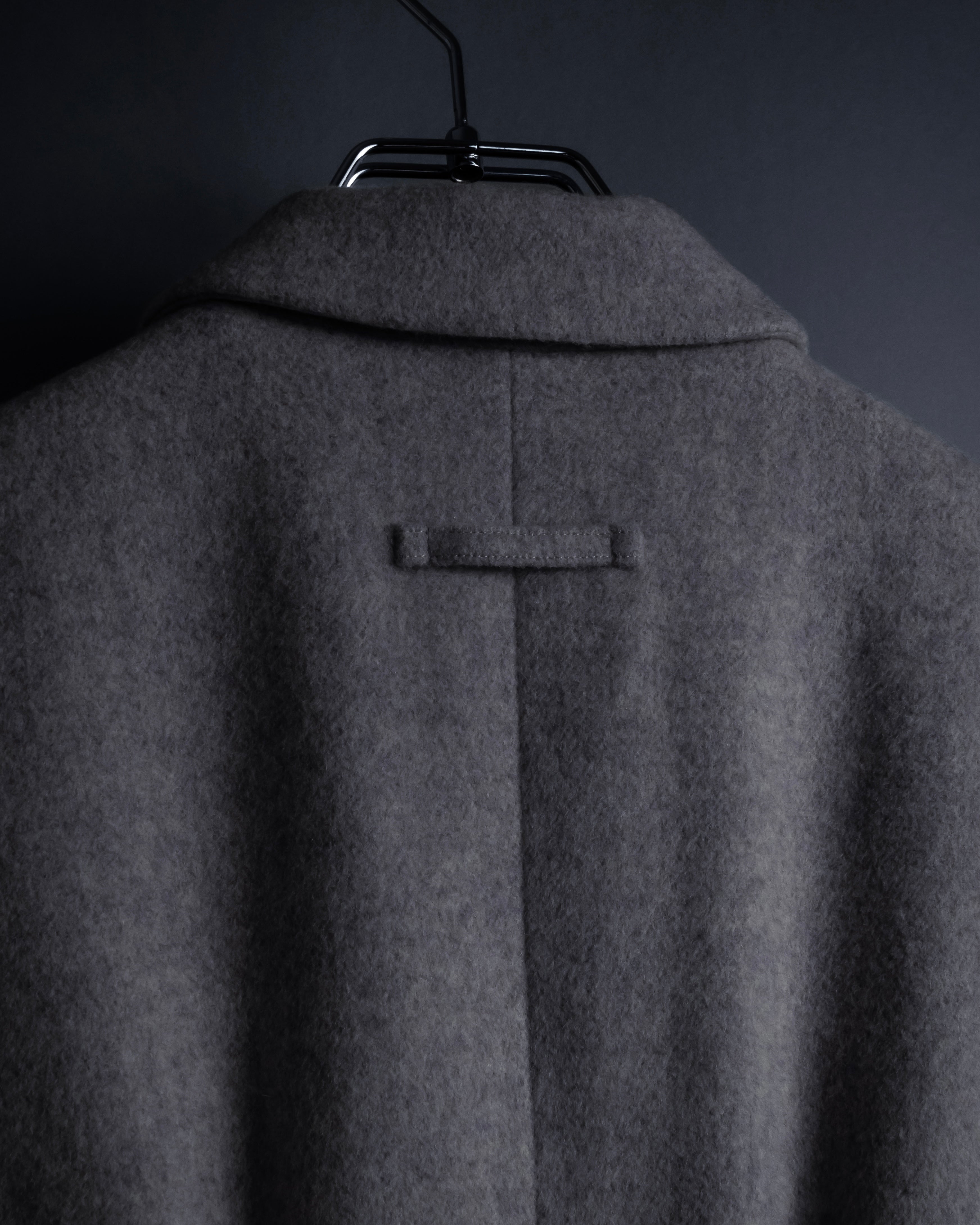 -SPECIAL- "JEAN PAUL GAULTIER"
90's-00's Waist shape A-line silhouette ecryu color super long coat