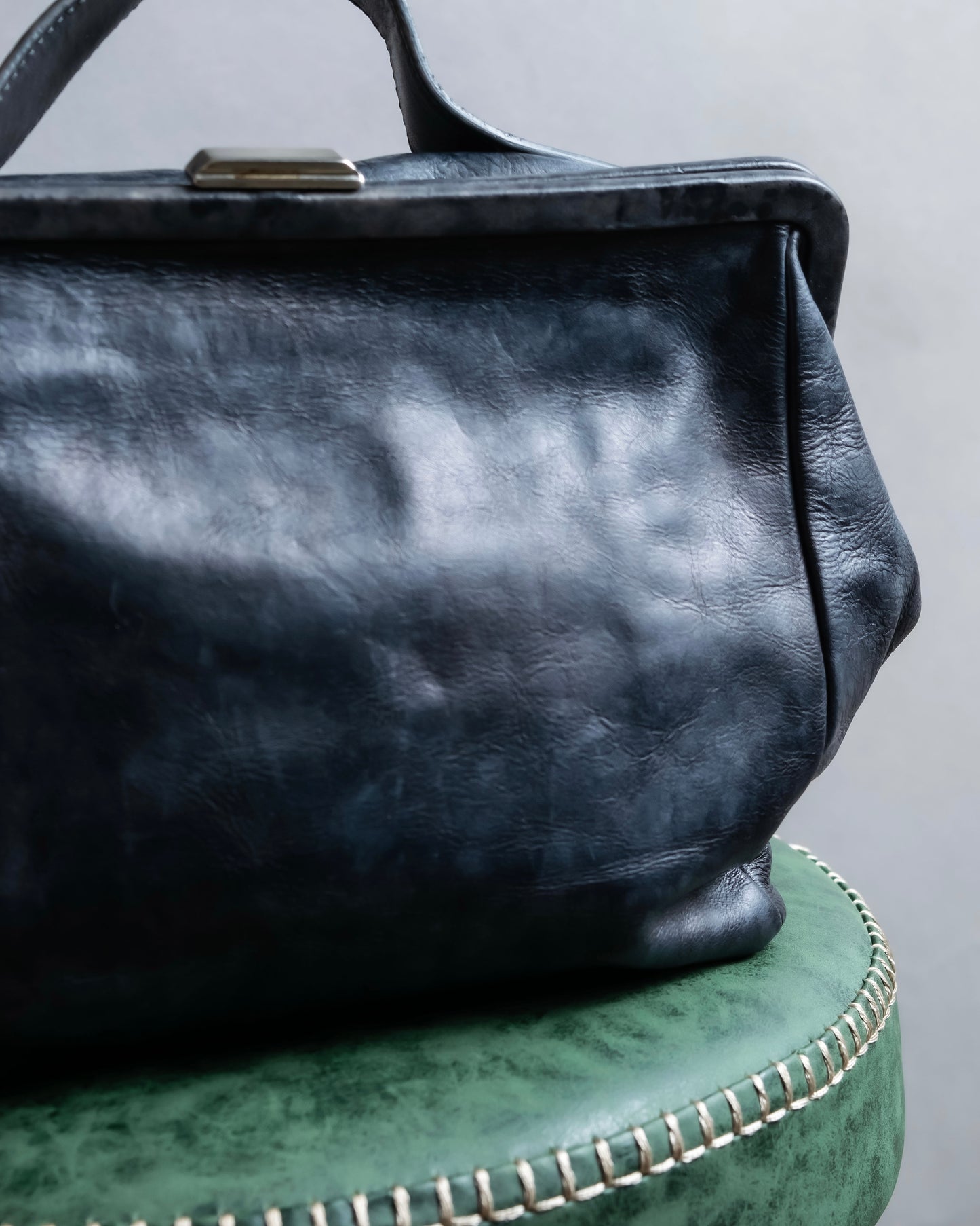 "ANN DEMEULEMEESTER" Tucked design purse leather one handle bag