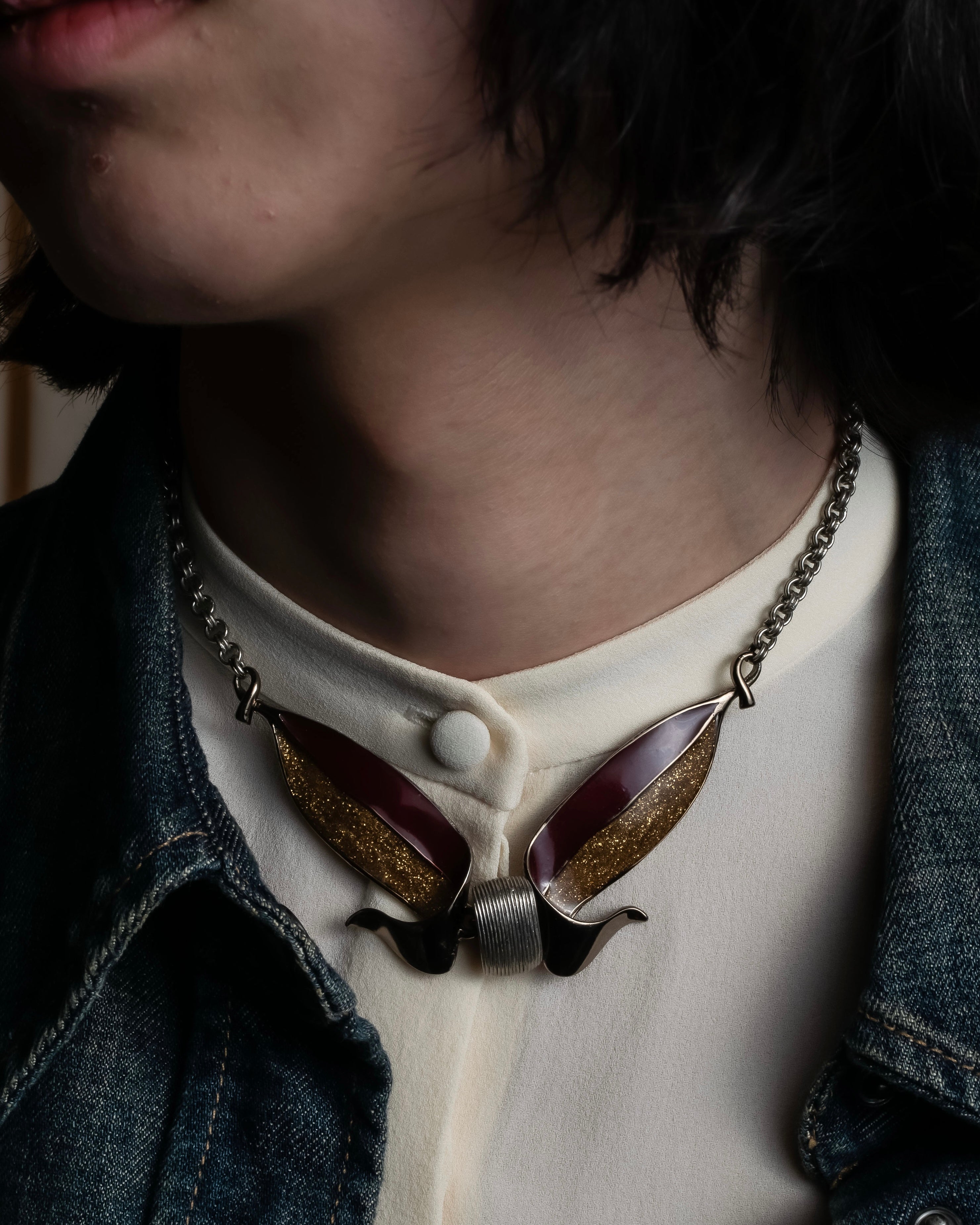 "BALENCIAGA" Gold glitter leaf motif necklace