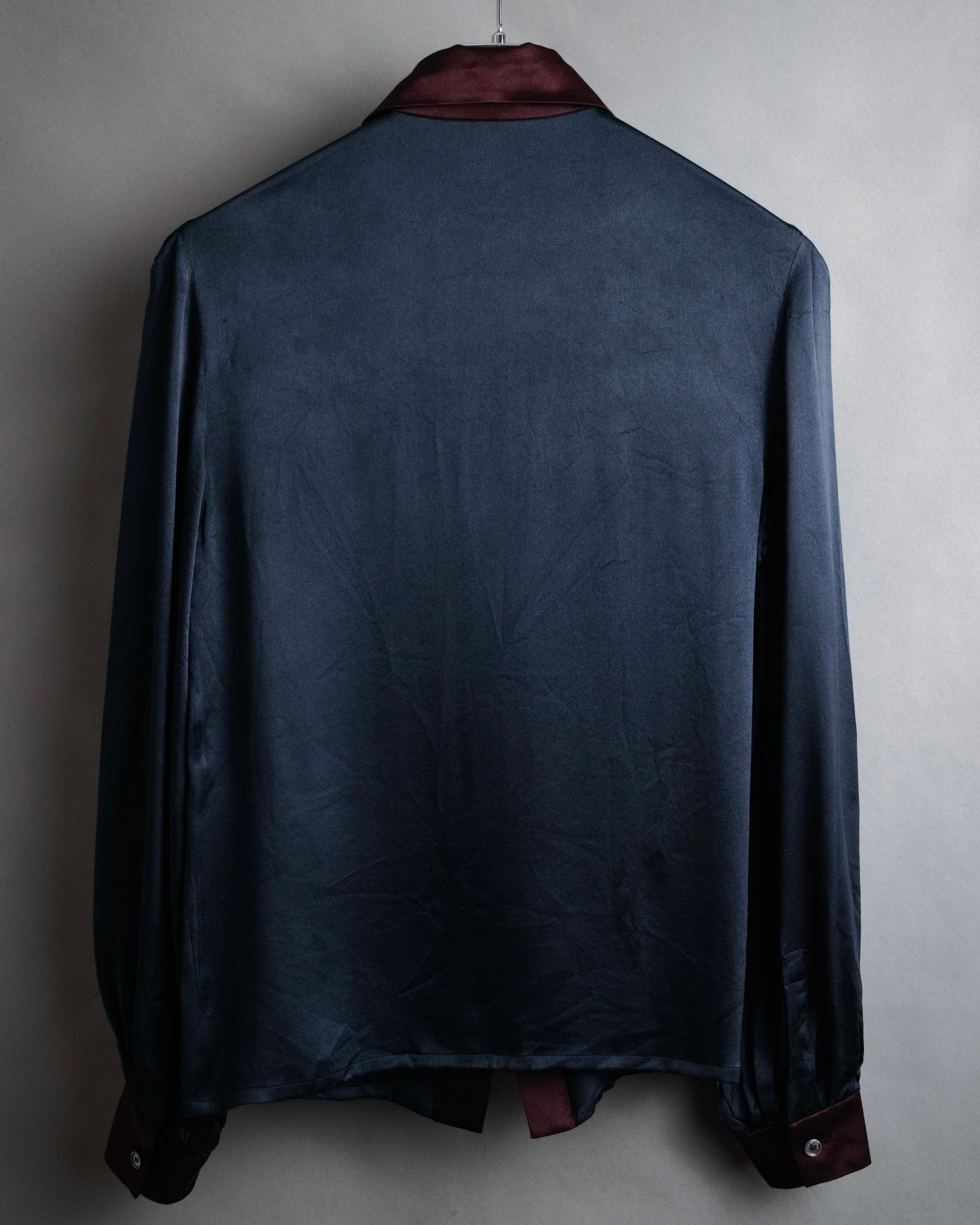 “CELINE” 90’s-00’s Silk cleric blouse