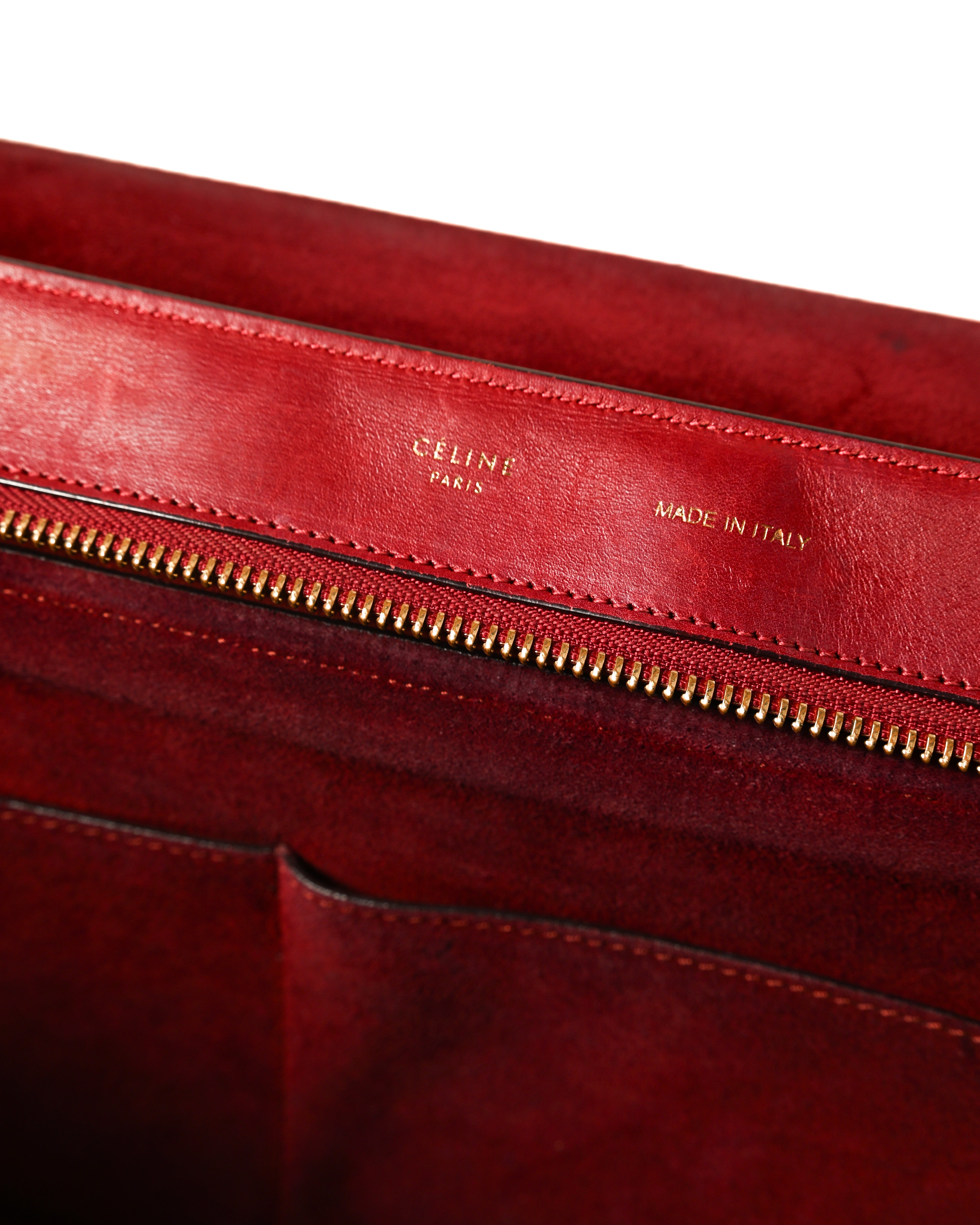 CÉLINE by Phoebe Philo
/ "Trapeze Medium" Hand Bag Red