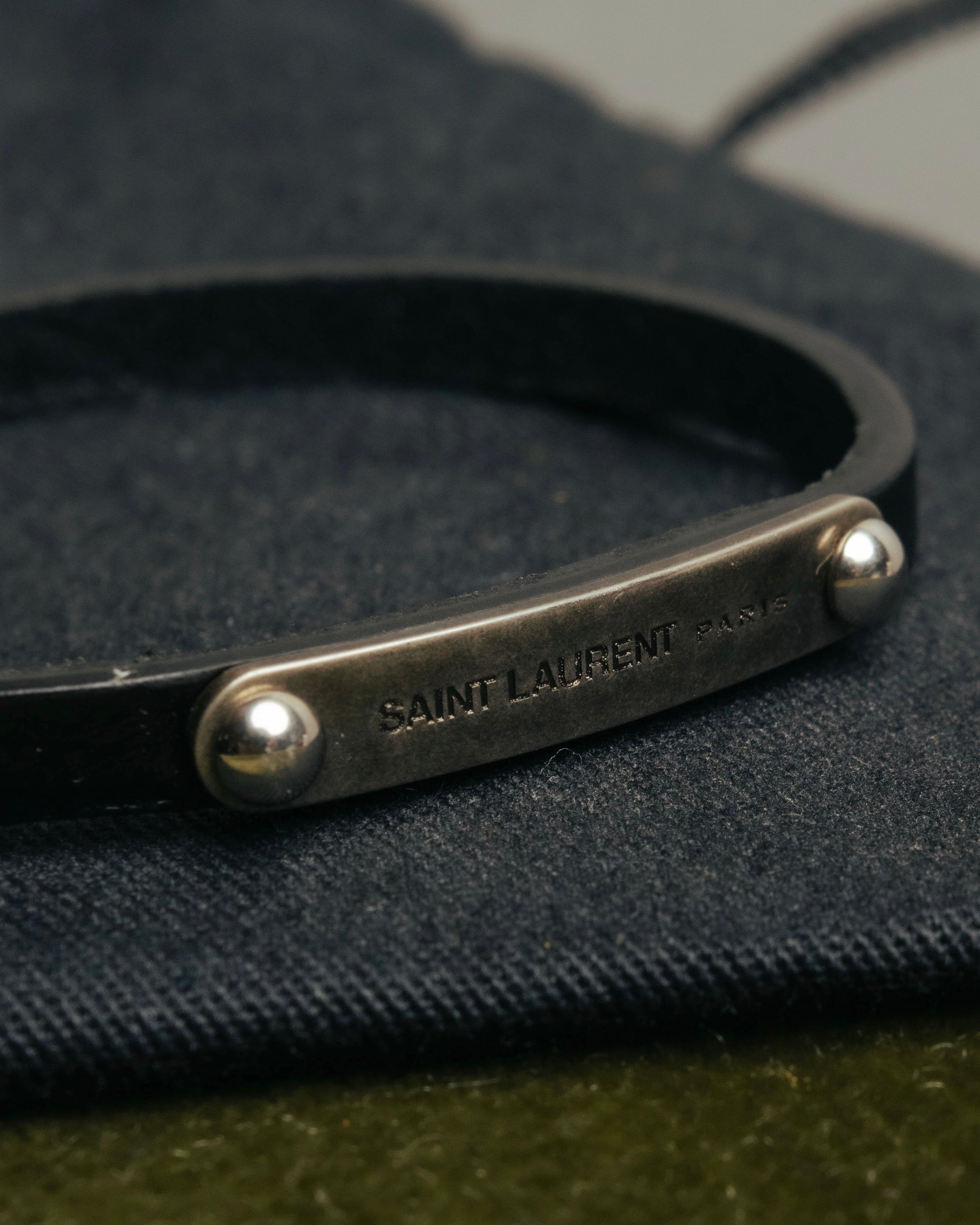 "Saint Laurent" 10's ID metal plate leather bracelet