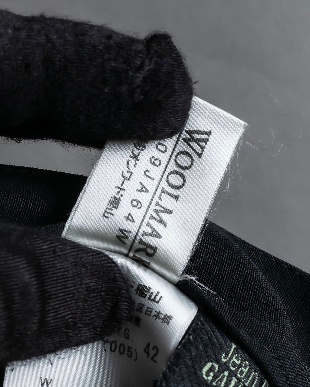 "JEAN PAUL GAULTIER FEMME"
 High-waisted straight draping slacks