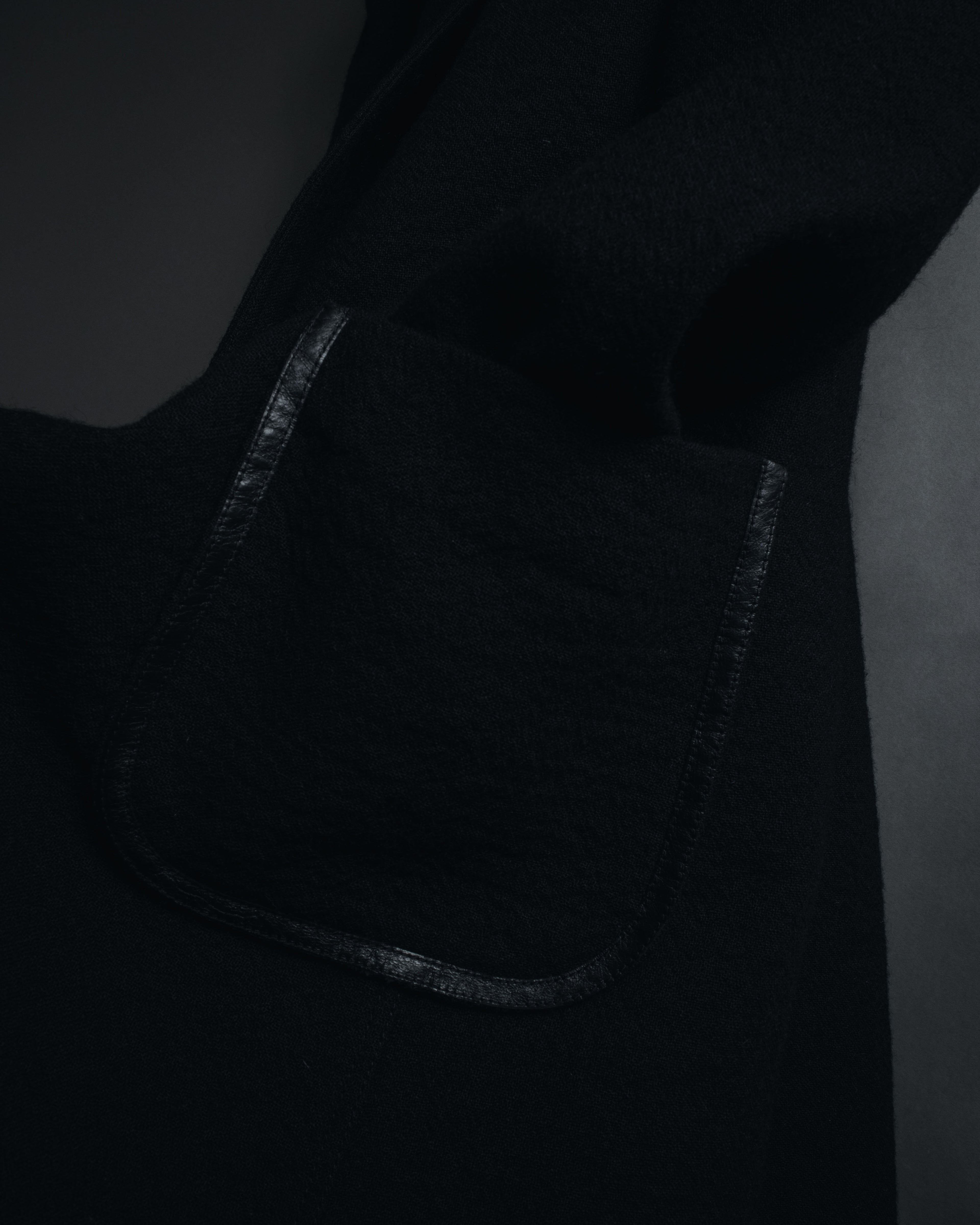 –SPECIALS– "LOEWE" 2017-2018 Minimal a-line calfskin piping coat