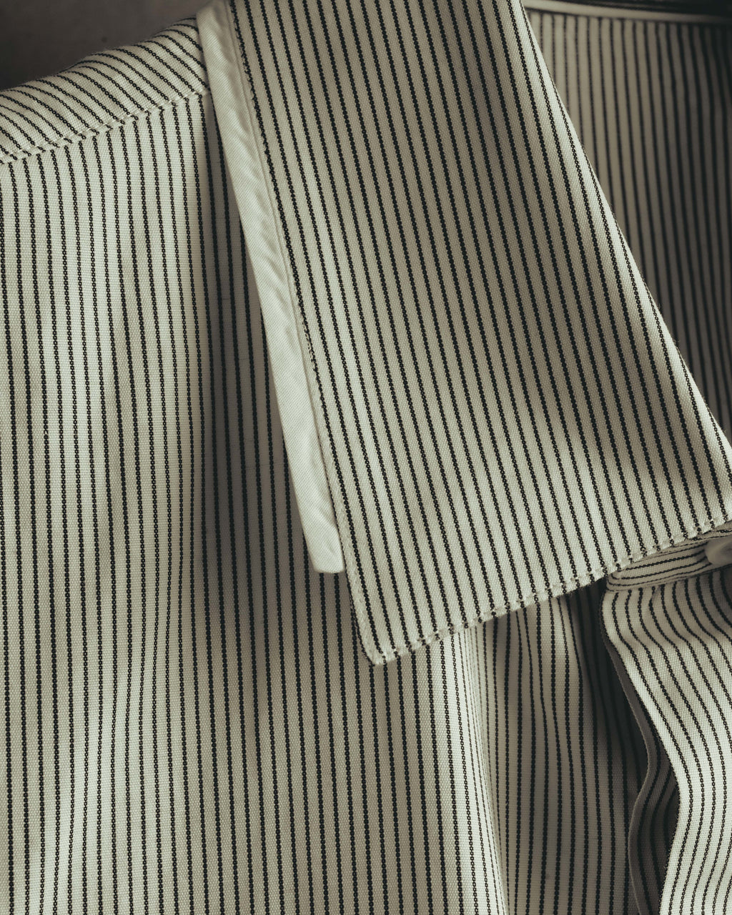 -SPECIAL- "Dior" 00's-10's Fine pinstripe concealed placket dress shirt