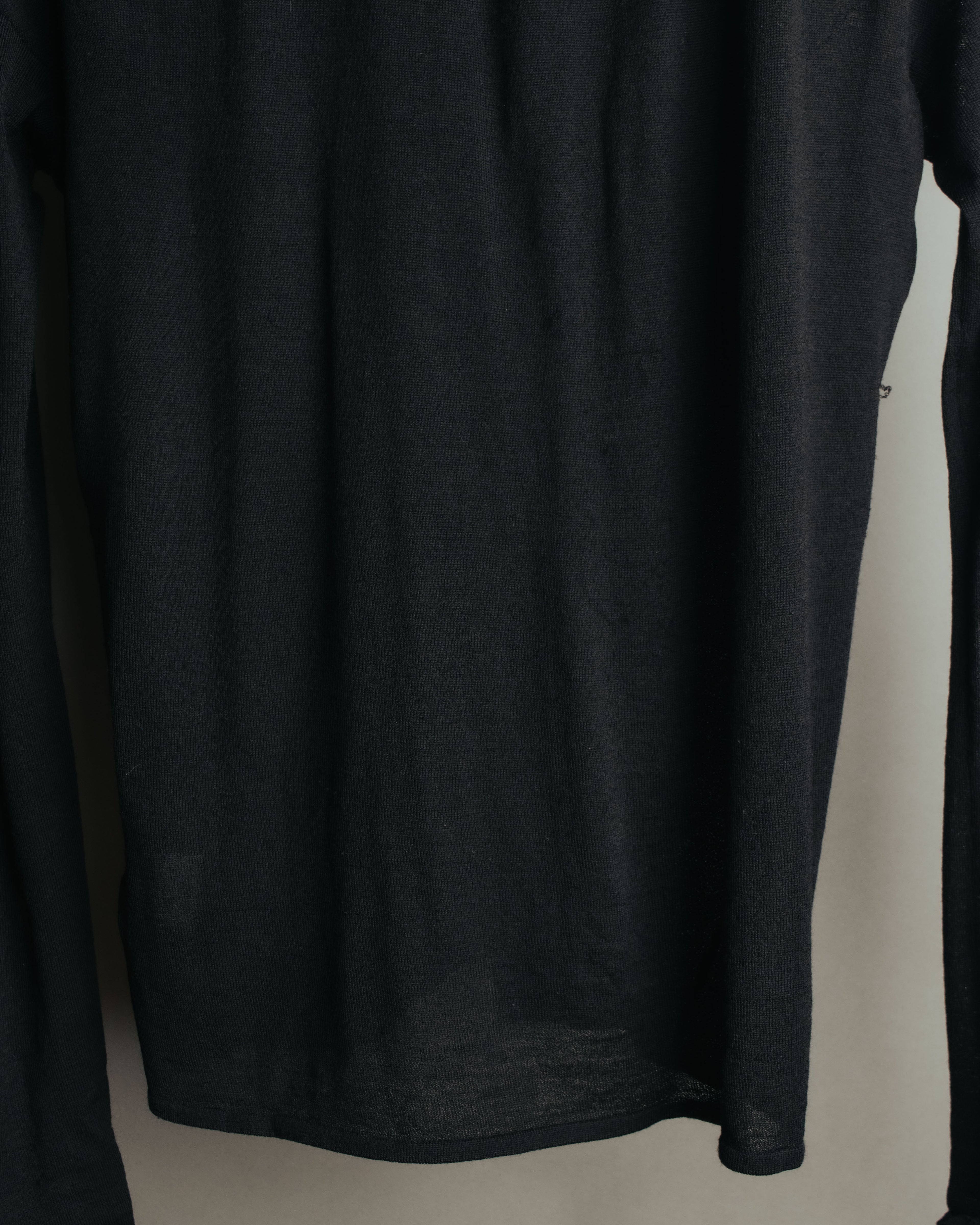 “GUCCI” 2001-2004 Tom Ford era gathered wool fringe knit top