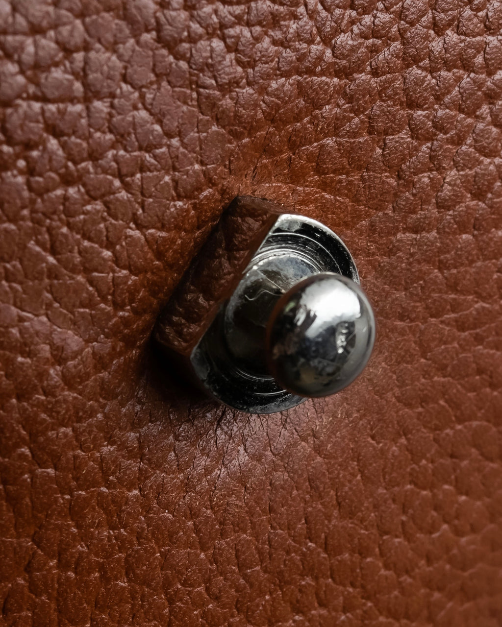 "BURBERRYS" Horizontal design camel grained leather bag