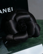 "CHANEL" Black camellia motif brooch