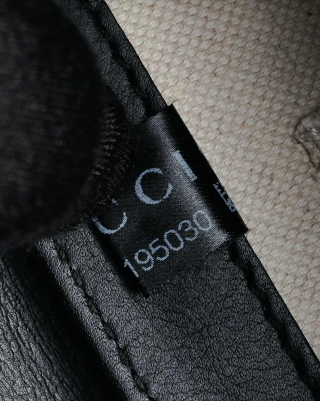 –SPECIAL– “GUCCI”
2016-2022 Bow embellished chain shoulder bag