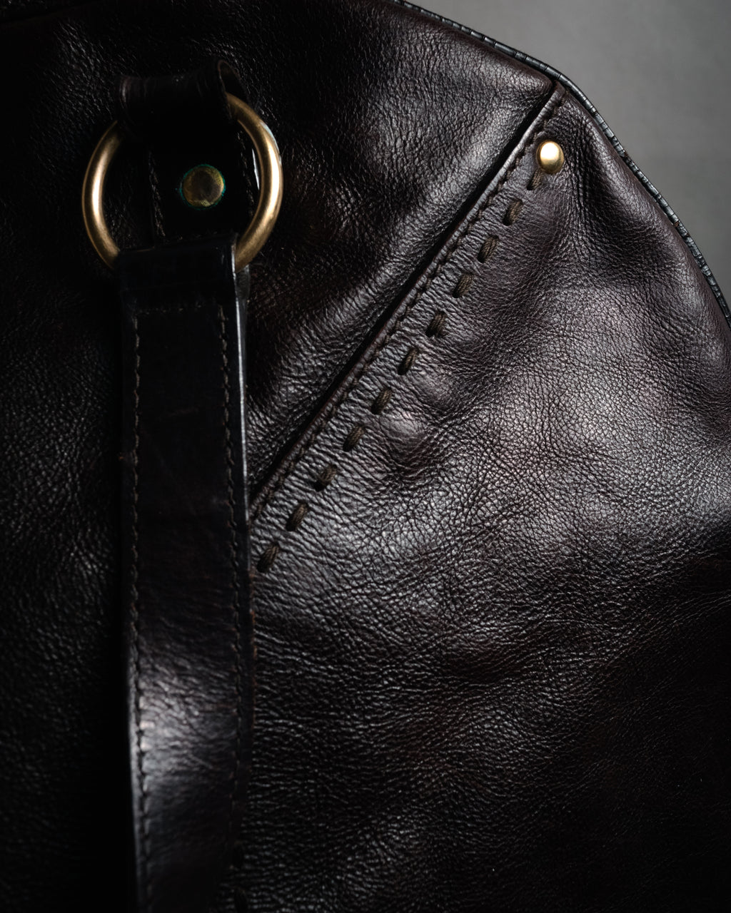 “Yves Saint Laurent rive gauche”
00’s Muse grained leather boston bag