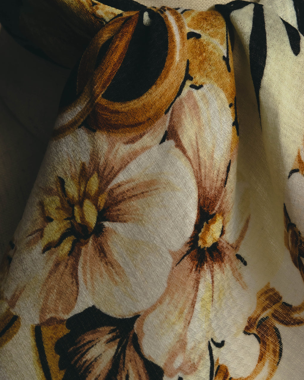 "CELINE" 90's-00's Floral printed cotton scarf