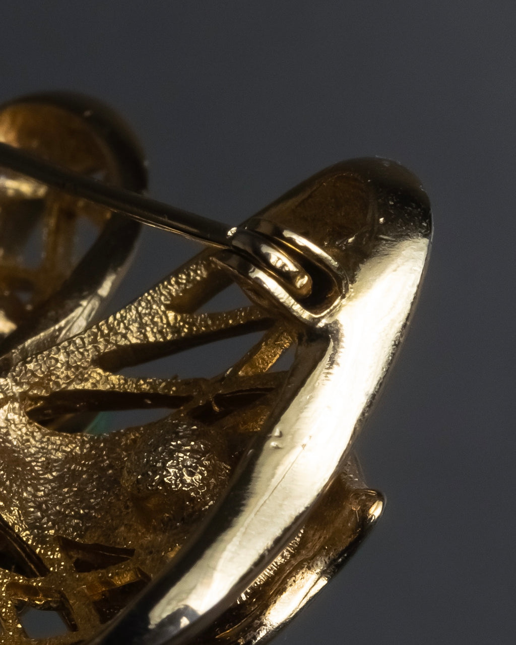 "BALENCIAGA" Floral＆leaf motif brooch set of 2