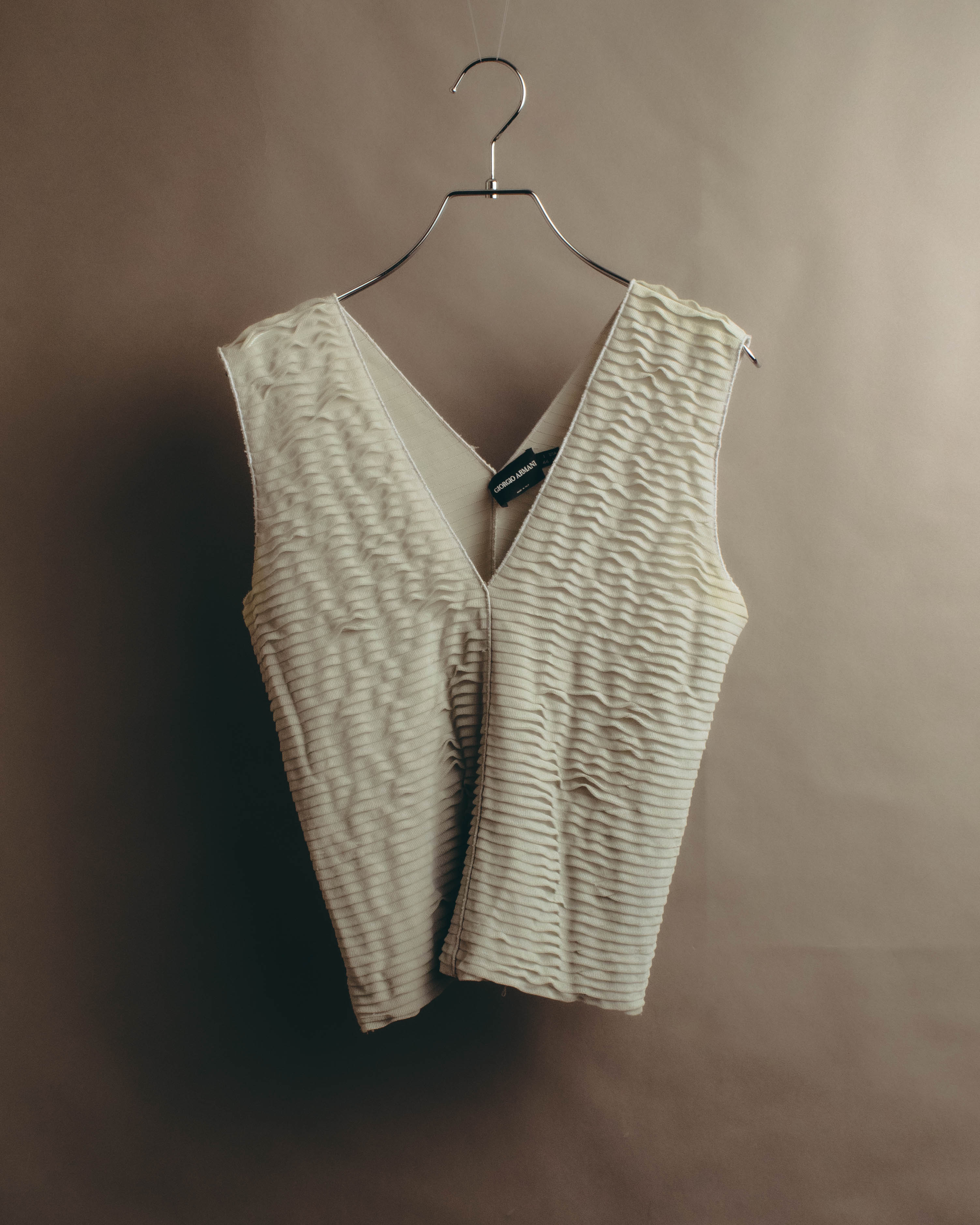 “GIORGIO ARMANI” 2000’s Textured wave knit vest