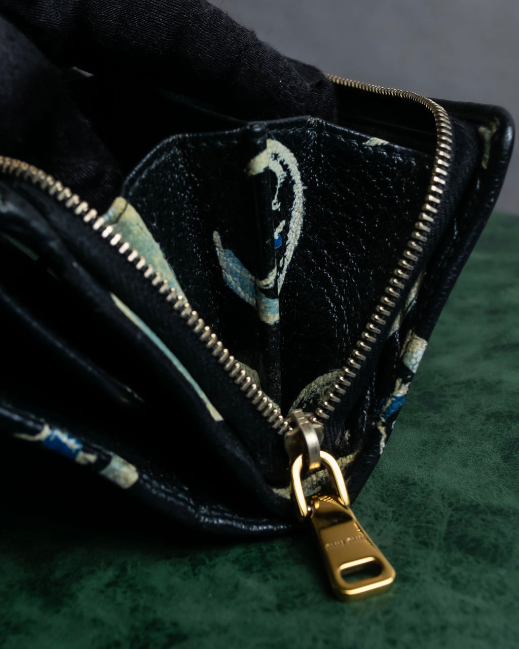 "MIU MIU" Crescent moon print compact wallet