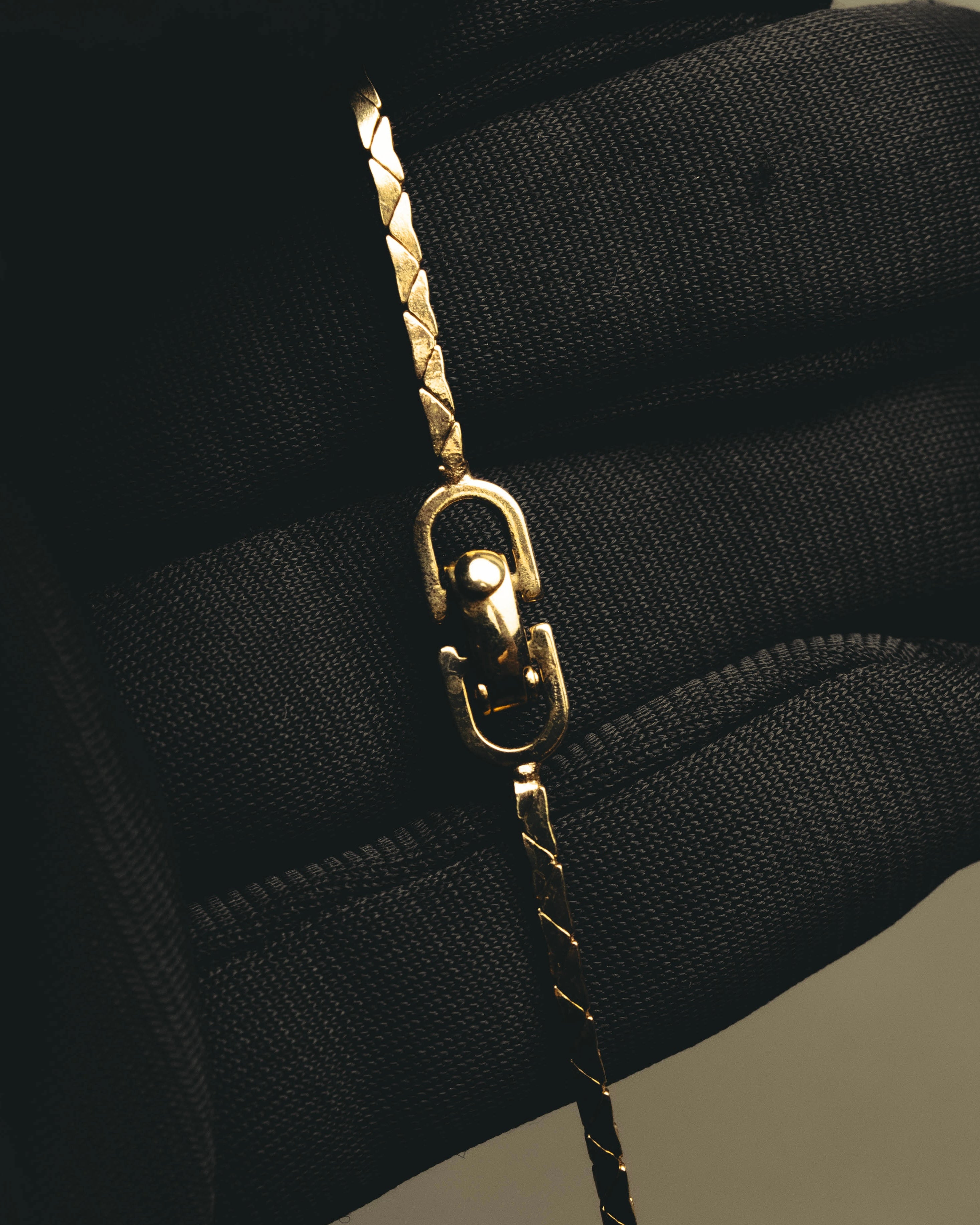 "Christian Dior" 80's-90's Gold tone rhinestone cd lariat necklace
