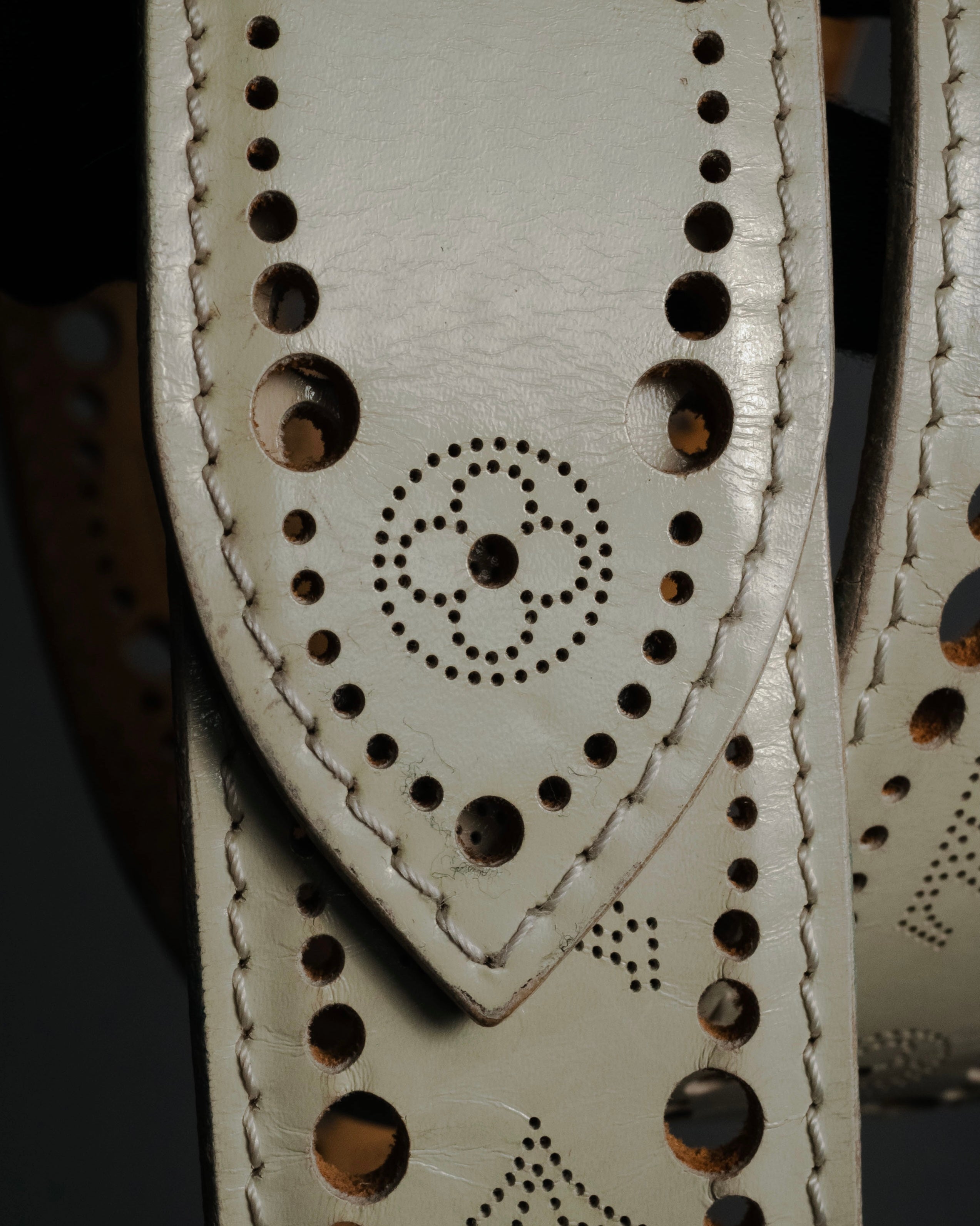 "LOUIS VUITTON" 00’s perforated monogram leather belt