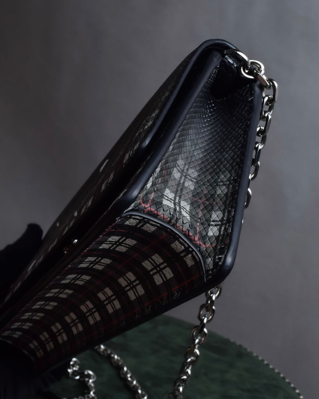"MAISON MARGIELA" Check pattern gradient design chain shoulder leather wallet bag