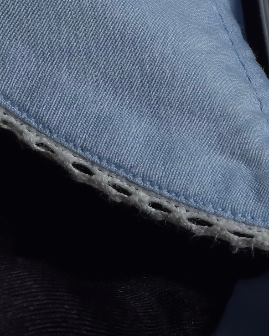 "GUCCI" Lace border design saxe blue shirt